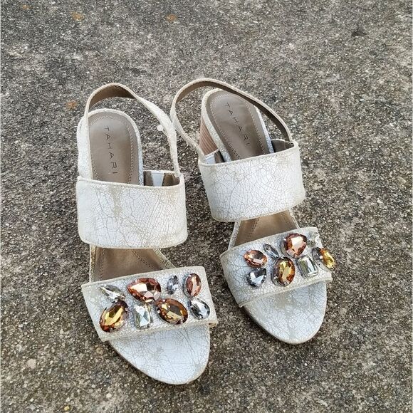 Tahari heels  - Picture 15 of 16